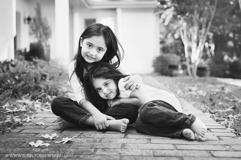 sisters by Atlanta child photographer