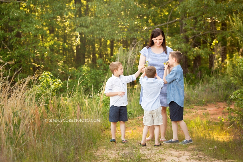 west Georgia Mommy and Me photography session by Atlanta family photographer