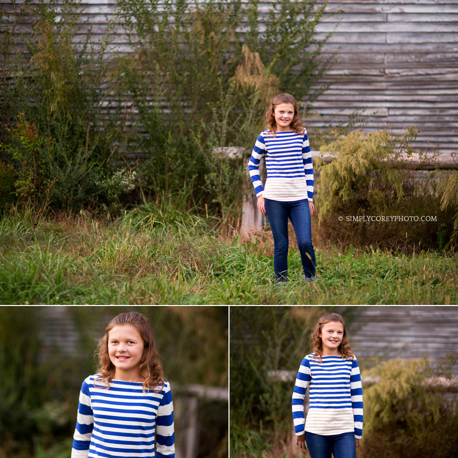 Bremen children's photographer, tween portraits outside a barn