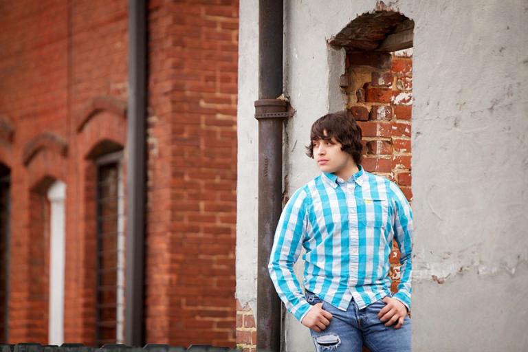 Newnan senior portrait photographer, teen boy downtown