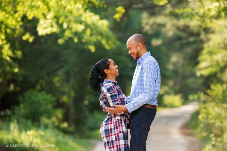 Atlanta couples photographer, outdoor portrait on a country dirt road