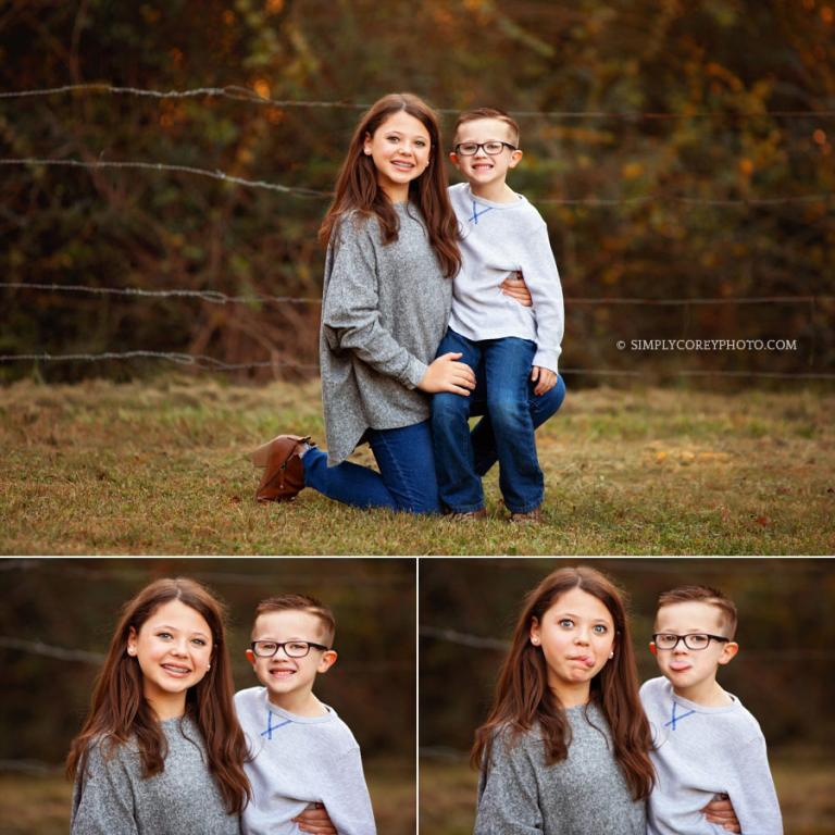 Douglasville family photographer, sibling portrait outside