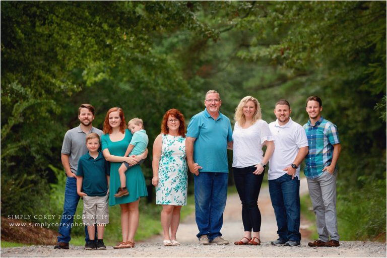 Atlanta extended family photographer, outdoor summer session