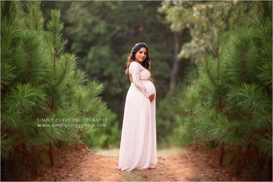 maternity photographer near Atlanta, outdoor session in pink by pines