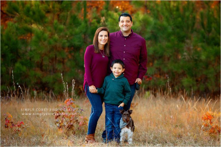 Bremen family photographer, fall mini session with a small dog