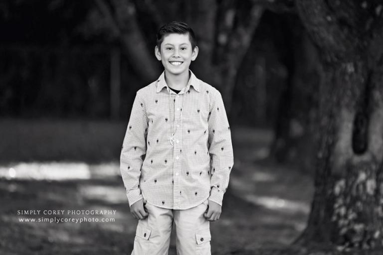 Atlanta photographer, child in black and white outside at school