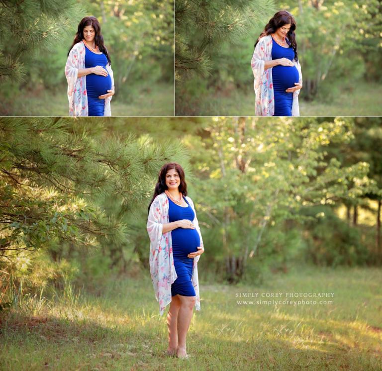 Carrollton maternity photographer, expecting mom outside in a field during summer