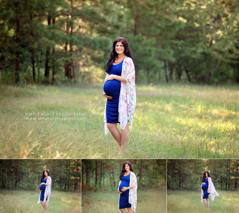 maternity photographer near Villa Rica, pregnant mom outside in a field wearing a kimono