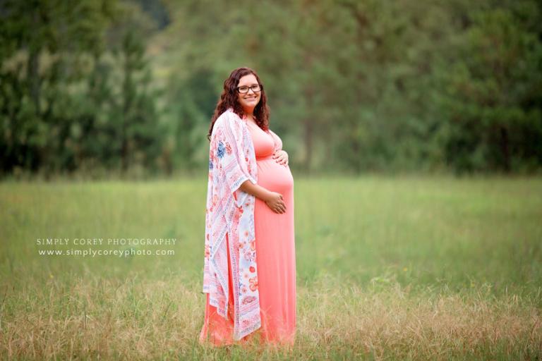 Newnan maternity photographer, pregnant mom in a coral dress and kimono