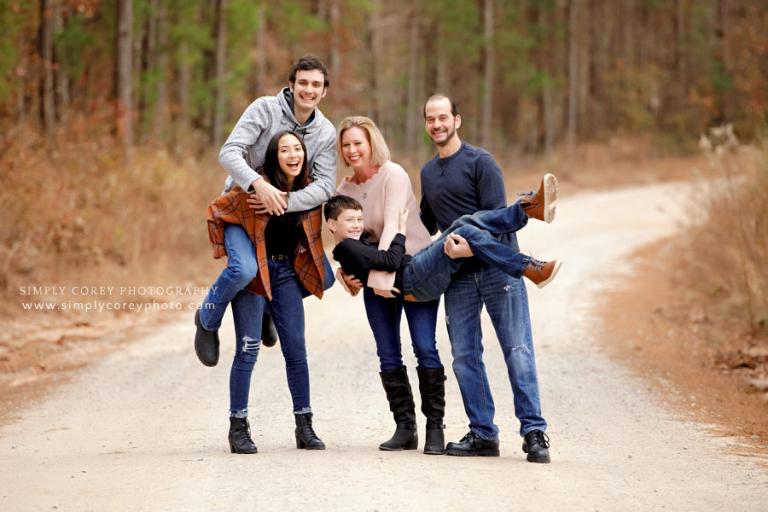 Atlanta family photographer, fun portrait outside on country road