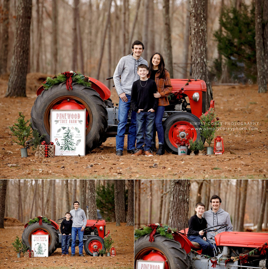 Douglasville mini session photographer, siblings outside with Christmas tractor