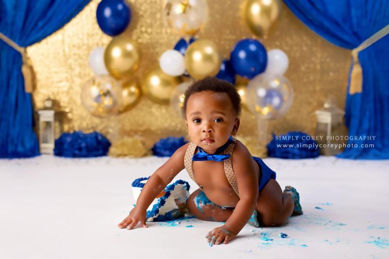 Atlanta cake smash photographer, studio one year session