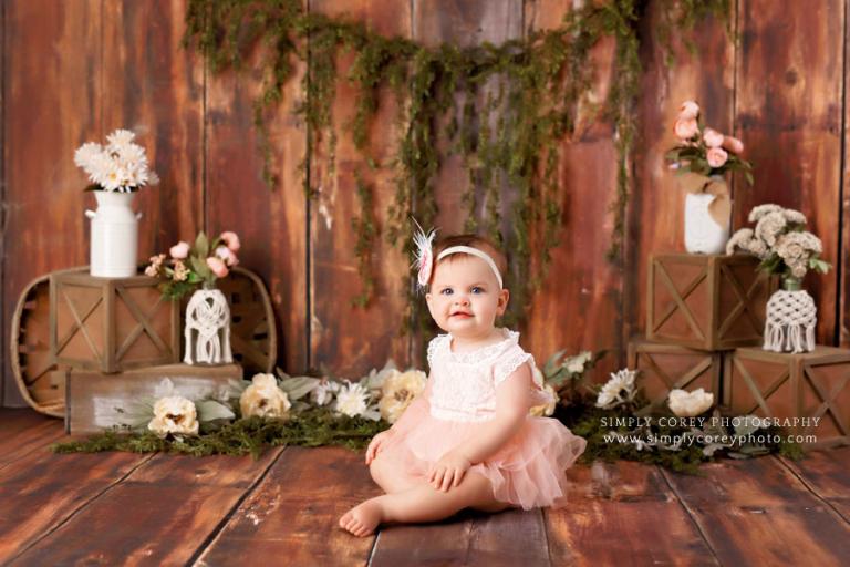 baby photographer near Carrollton, GA; rustic floral milestone session