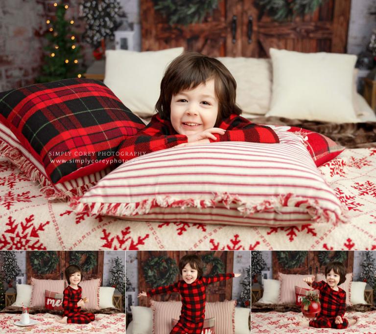 Atlanta mini session photographer, Christmas pajama studio minis for 2021