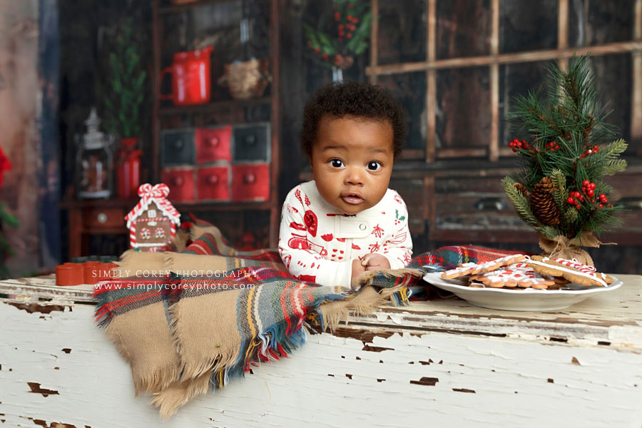 mini session photographer near Atlanta, baby in Christmas kitchen studio set