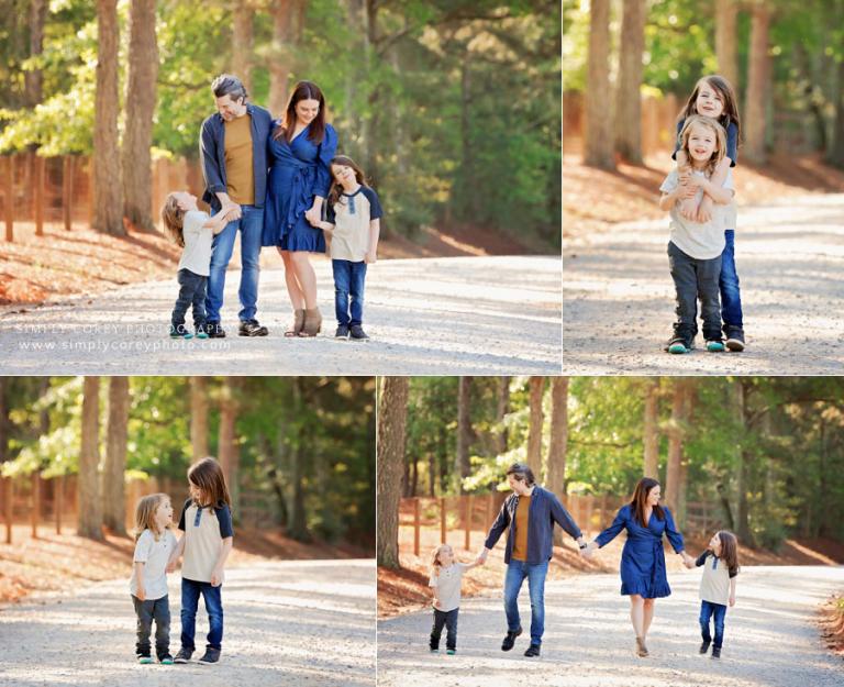 Carrollton family photographer in GA; outdoor portraits on country road
