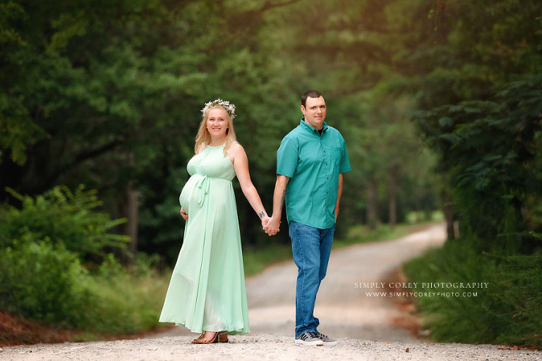 Villa Rica maternity photographer, casual outdoor portrait of expecting couple