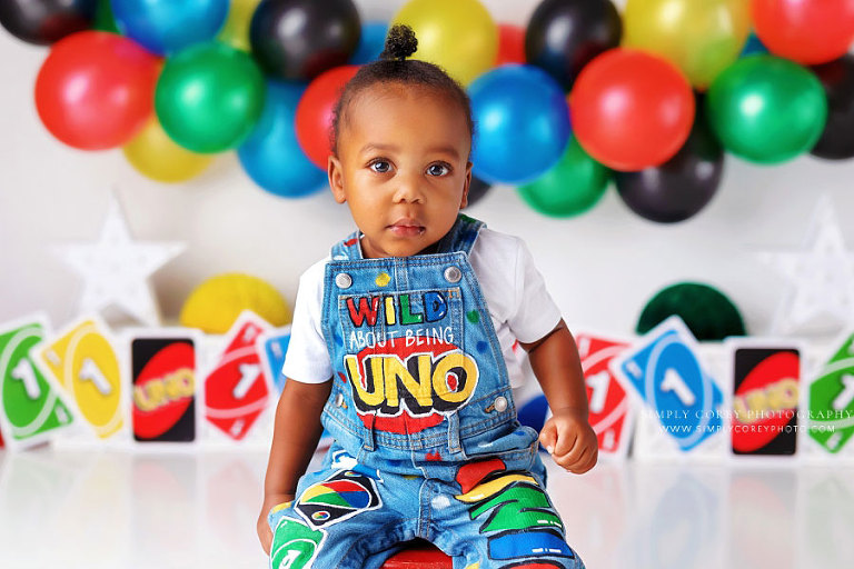 Atlanta baby photographer, one year old uno milestone session