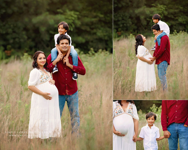Carrollton maternity photographer in Georgia, family outside in a field