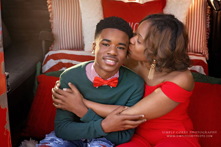 Atlanta family photographer, mom and teen son outdoor Christmas mini session