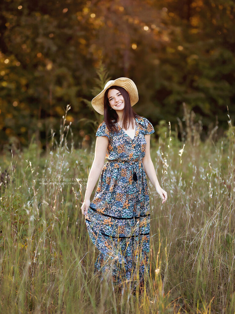 Tyrone senior portrait photographer, teen girl in field in hat and dress