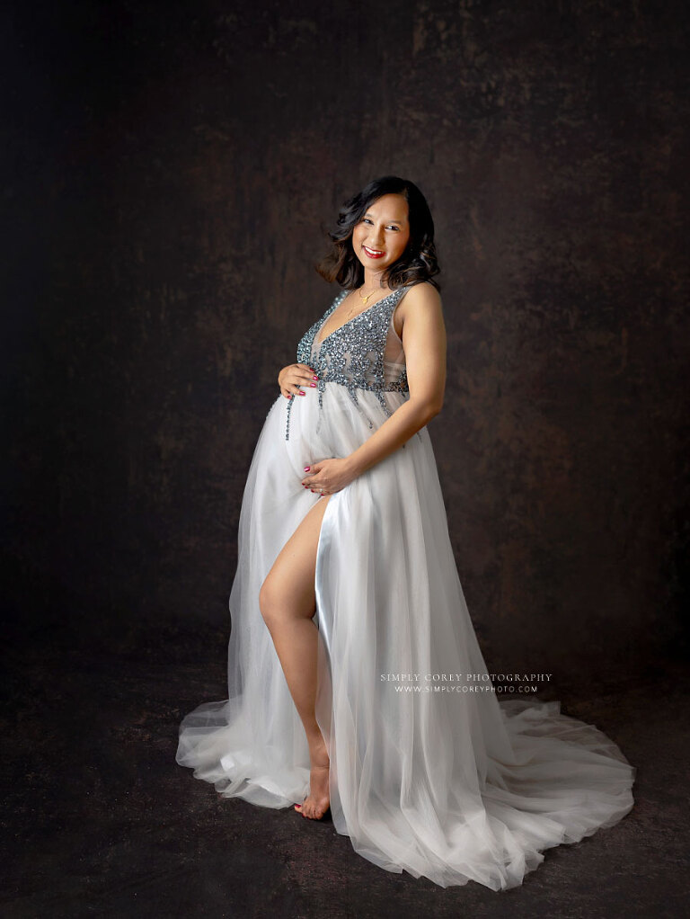 Atlanta maternity photographer, studio session in silver tulle dress