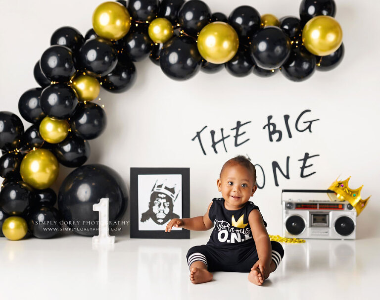 baby photographer near Tyrone, the big one studio milestone session