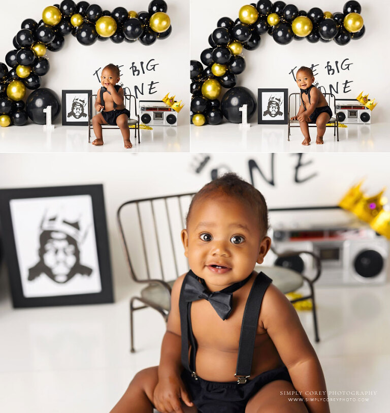 Bremen baby photographer, boy in bow tie for Big One milestone session