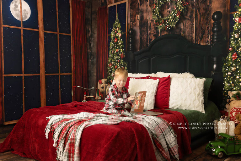 Carrollton mini session photographer in GA, Christmas pajamas