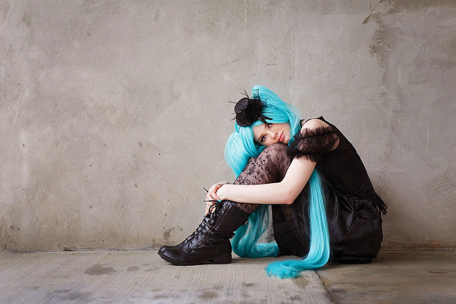 senior portrait photographer near Douglasville; teen girl in blue cosplay wig