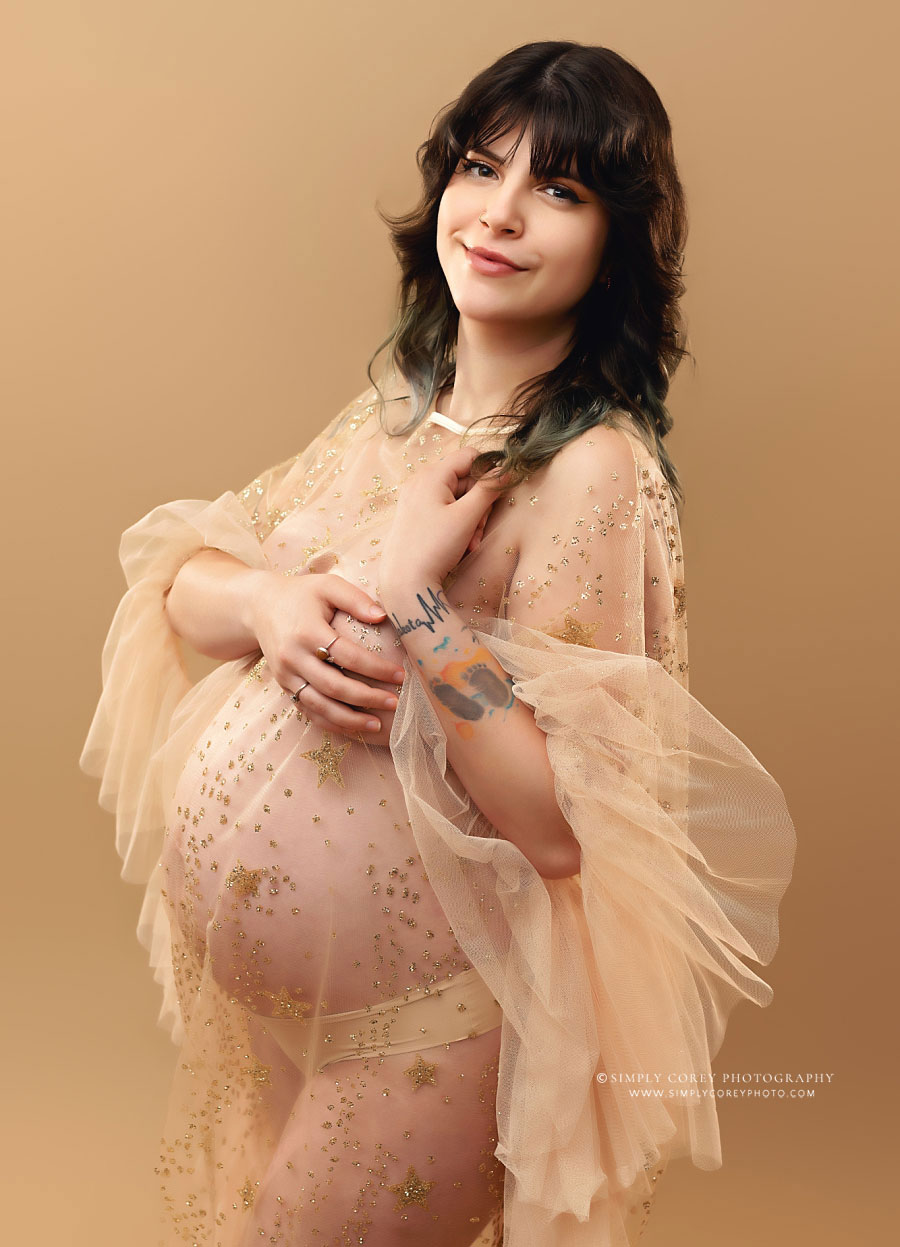 Atlanta maternity photographer, studio portrait on pecan backdrop